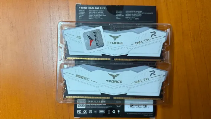 Memória Ram 32GB DDR5 TForce 6400mhz CL32