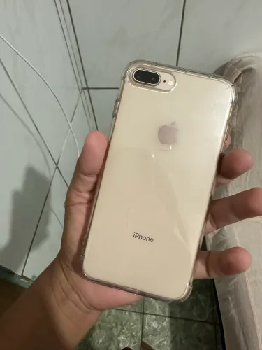 iPhone 8 Plus