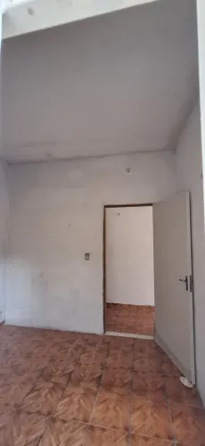 Aluga-se Kitnet no Ilhotas