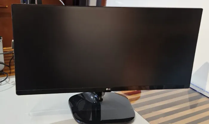 Monitor LG 25" Ultrawide