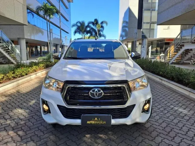 Toyota Hilux CD SRV 4X4 2.8 TDI Diesel Aut. 2019