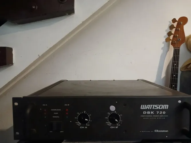 Amplificador Ciclotron Wattson