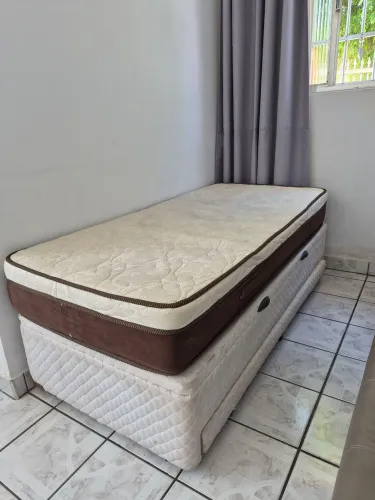 Cama Box Baú solteiro com auxiliar e colchão