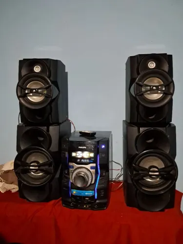 Som Philips 1000W Max Sound 