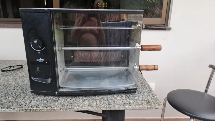 Churrasqueira a Gás 3 espetos - Arke