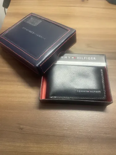 Carteira Original masculina de couro - Tommy Hilfiger