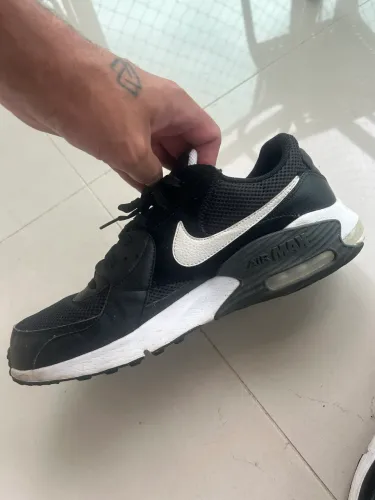 Tênis Nike pouco usado