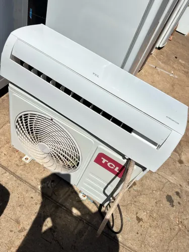 Vendo ar condicionado TCL 9 mil btus inverter 