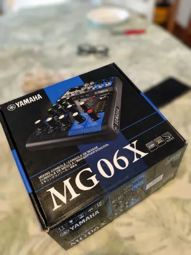 Mesa de Som Yamaha MG06X
