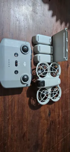 DJI Neo fly More Combo