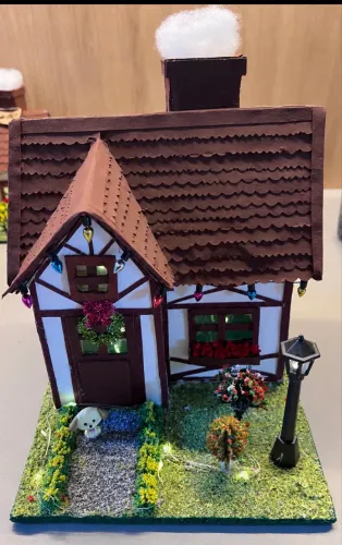 Casinha em miniatura artesanal tema Natal