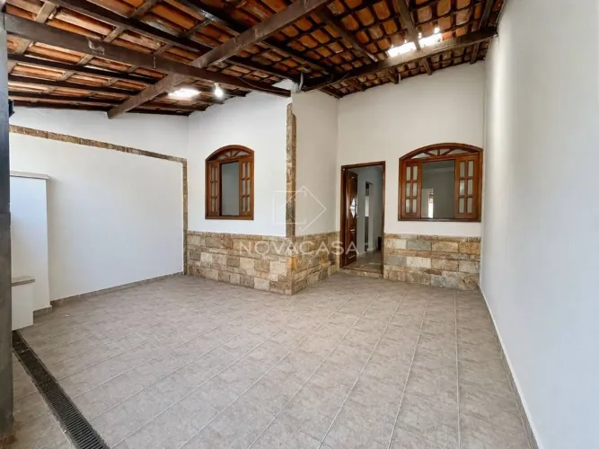 Casa com 2 dormitórios para alugar, 66 m² por R$ 2.400,00/mês - Santa Amélia - Belo Horizo