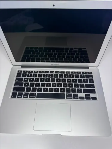 MacBook Air 13 2017 SEM DETALHES