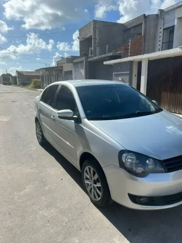 Volkswagen Polo Sedan 1.6 MI Total Flex 8V 4P 2012