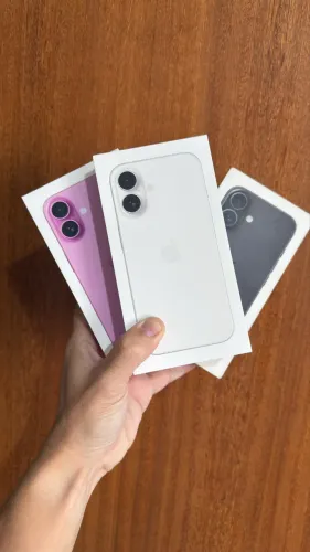 iPhone 16 128gb Novo Lacrado Branco E Preto