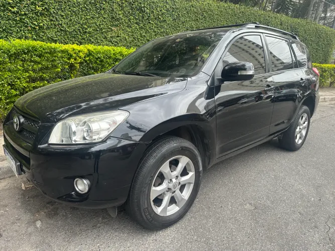 Toyota RAV4 2.4 4X2 16V 170cv Aut. 2011