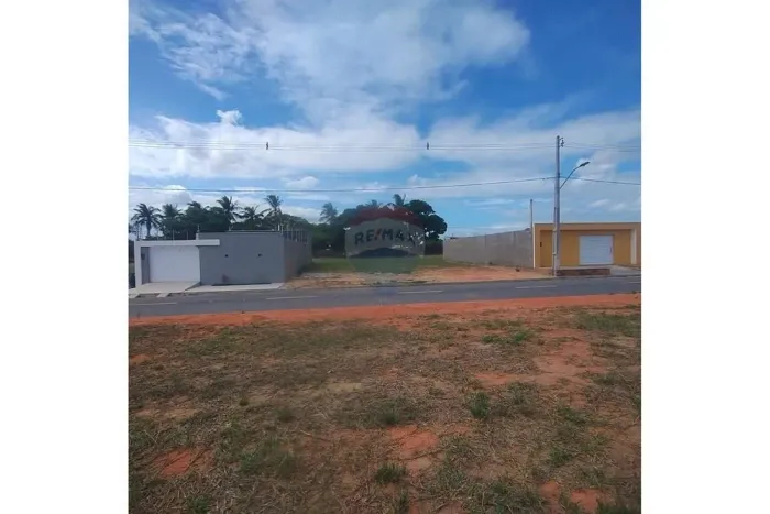 TERRENO 20 MIL PRÓXIMO AO AEROPORTO