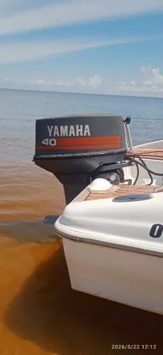 Vendo motor de lancha 40hp