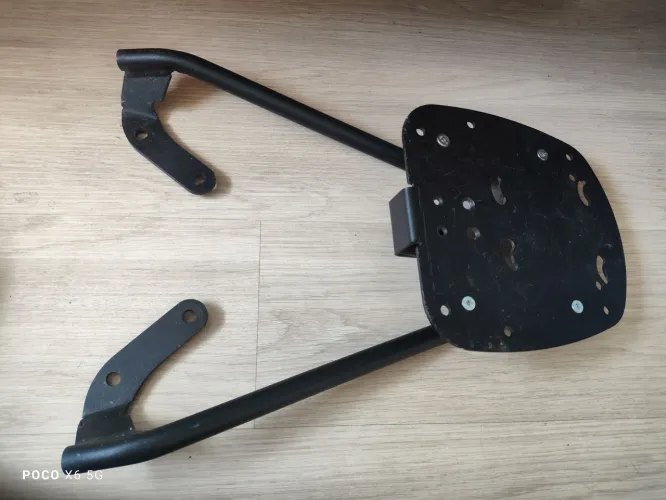 Suporte baú nmax 2019