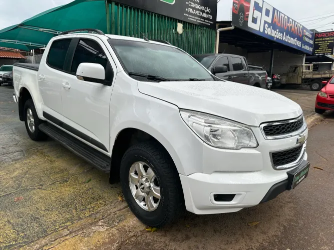 Chevrolet S10 Pick-up LT 2.4 F.power 4X2 CD 2013
