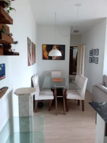 Mesa de vidro até 6 até 8 cadeiras