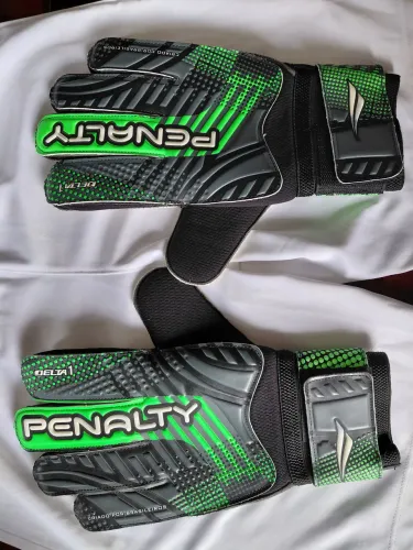 Luva para goleiro PENALTY tamanho 10