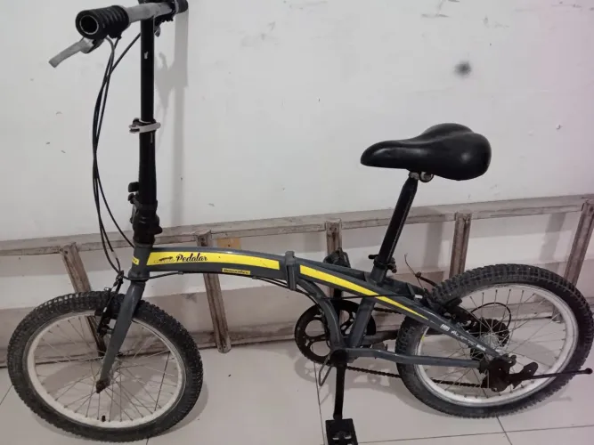 Bike dobrável completa.7 velocidades.
