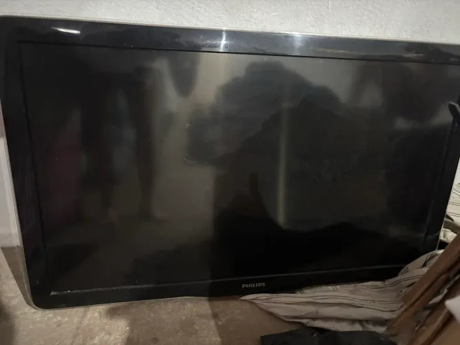 Vendo, TV não Smart!!