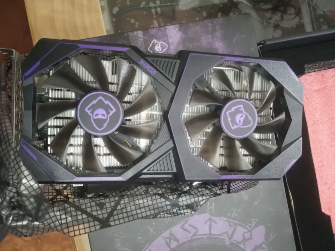 Placa de vídeo GTX 1660 super