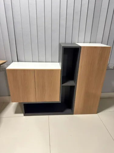 Rack para parede de sala sofisticado