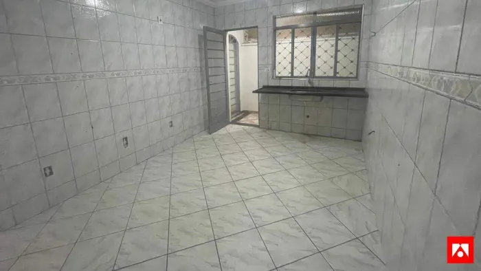 Casa com 3 quartos, 1 suíte e 4 vagas à venda no Parque Residencial Jaguari em Americana