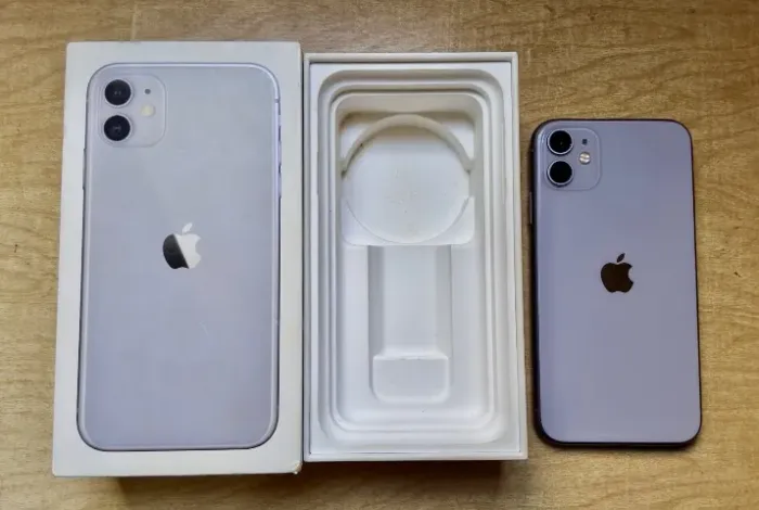 iPhone 11