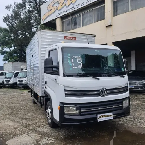 VW 4.150 ANO 2019 EQUIPADO COM BAÚ