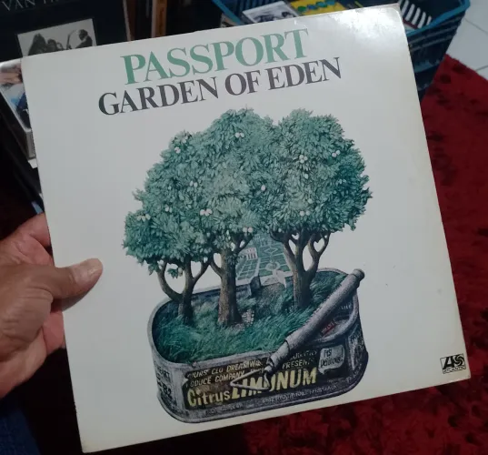 LP - Passport - Garden of Eden - (1979)