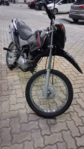 VENDO MOTO BROS BEM CONSERVADA 