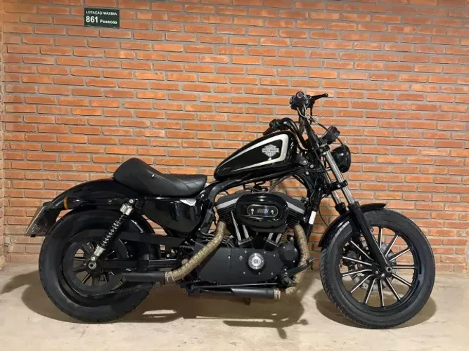 HARLEY-DAVIDSON XL 883N IRON