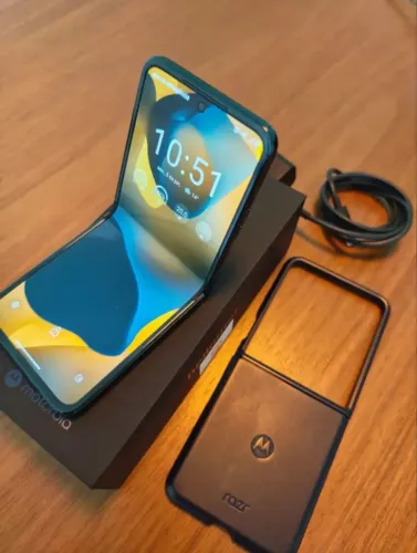 Motorola RAZR 50 Ultra 512GB - Aceito Troca e Cartão 12x - ENTREGO