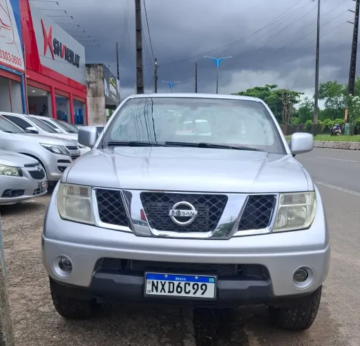 Nissan Frontier Se/se Strik CD 4X4 2.5 TB Dies. 2012