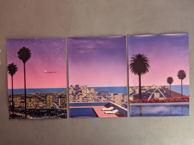quadro decorativo estilo vaporwave medidas são 50,8cm x 71,12cm ou 50cm x 70cm.
