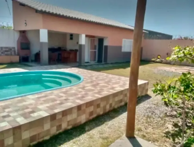 Terreno no Abaís de 400m² com Piscina, Bangalô e 6 Vagas de Garagem