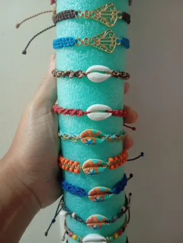 Pulseiras macramê
