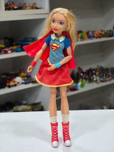 Boneca Supergirl DC Super Hero Girls Mattel 30cm
