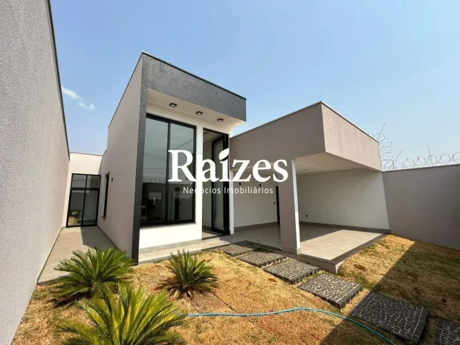 Casa nova e alto padrão com 3 suítes próximo ao Aeroporto