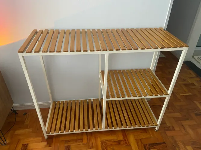 Estante Rack Ripada para Decoração / TV