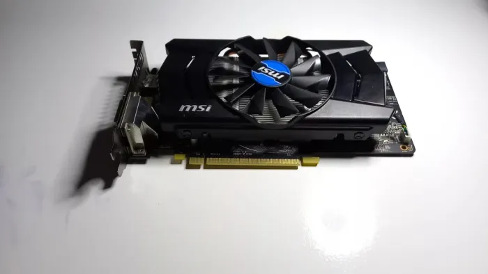 Placa de Vídeo MSI Radeon R7 265 2GB GDDR5 OC - Funcionando