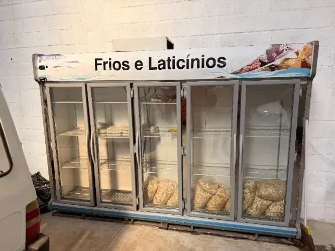 FREEZER ALTO SERVIÇO 5 PORTAS À VENDA