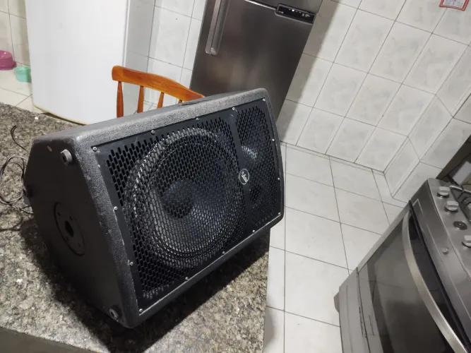 Caixa de som Philips+ amplificador de igreja e show