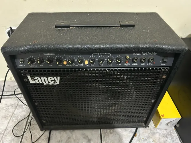 Amplificador Laney 65w Hardcore