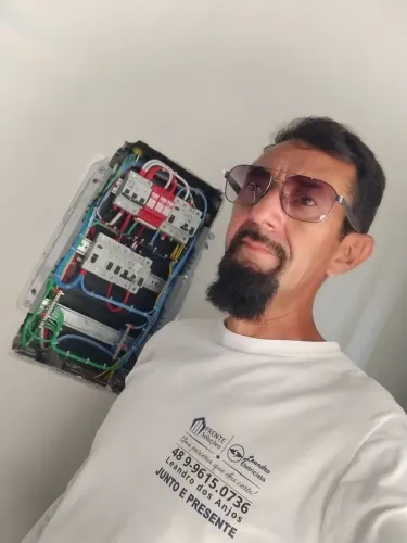 Leandro eletricista