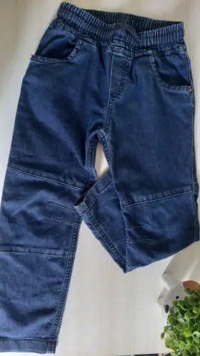 Calça jeans infantil